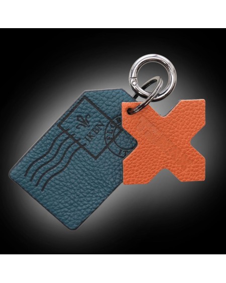 Charm TENAX in Pelle