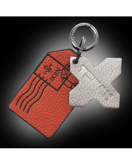 Charm TENAX in Pelle